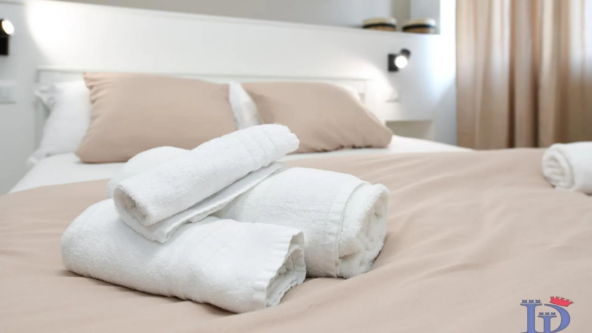 Desenzanoloft Official Partner Marriott Homes & Villas - Elegance Apartment デセンツァーノ・デル・ガルダ