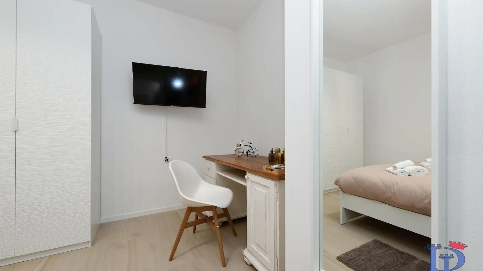 Desenzanoloft Official Partner Marriott Homes & Villas - Elegance Apartment デセンツァーノ・デル・ガルダ
