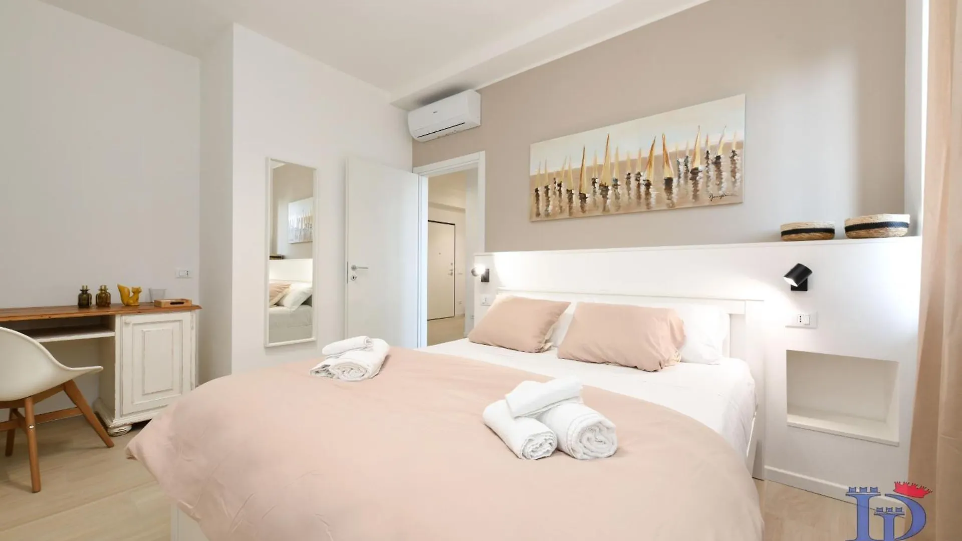 Desenzanoloft Official Partner Marriott Homes & Villas - Elegance Apartment デセンツァーノ・デル・ガルダ イタリア
